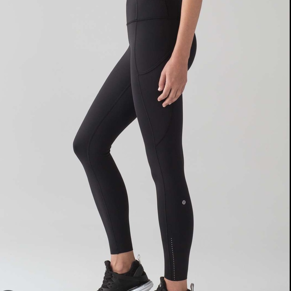 Size 4 Black lululemon Fast and Free 7/8 25” Leggings